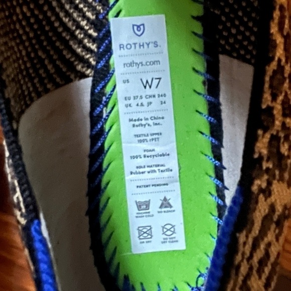 Rothy's Women's The Loafer Flats Slip-on Shoe Little Cat Leopard, size 7 - Picture 3 of 8